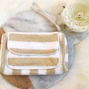 Vera Bradley | Striped Wristlet in Raffia
